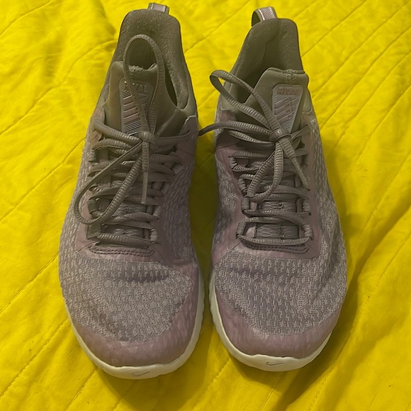 Nike Shoes - Nike shoes